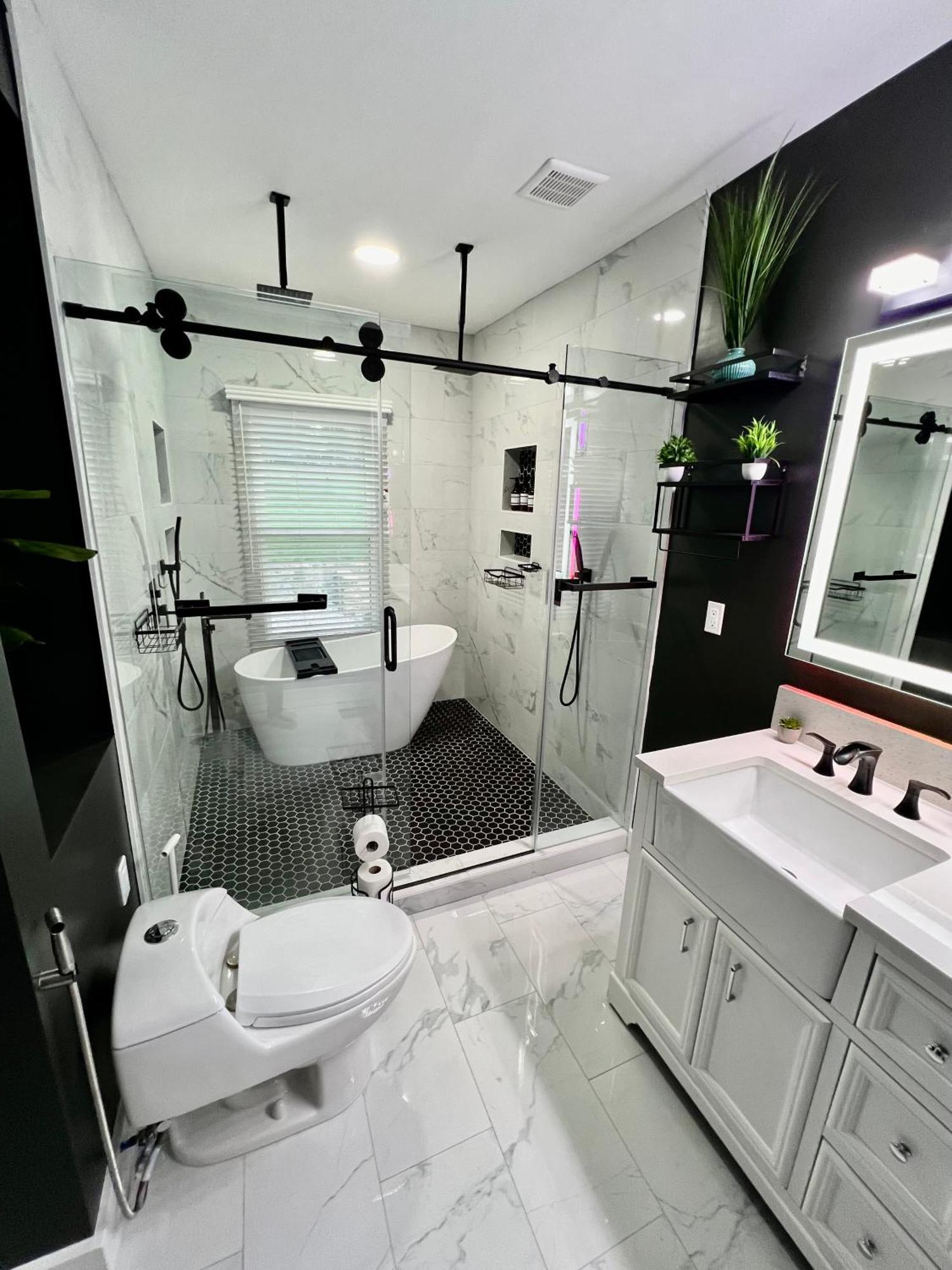 Charming 2Br 2Ba 10 Min Dt Airport By Lsp Homes AtlantaAtlanta  Kültér fotó