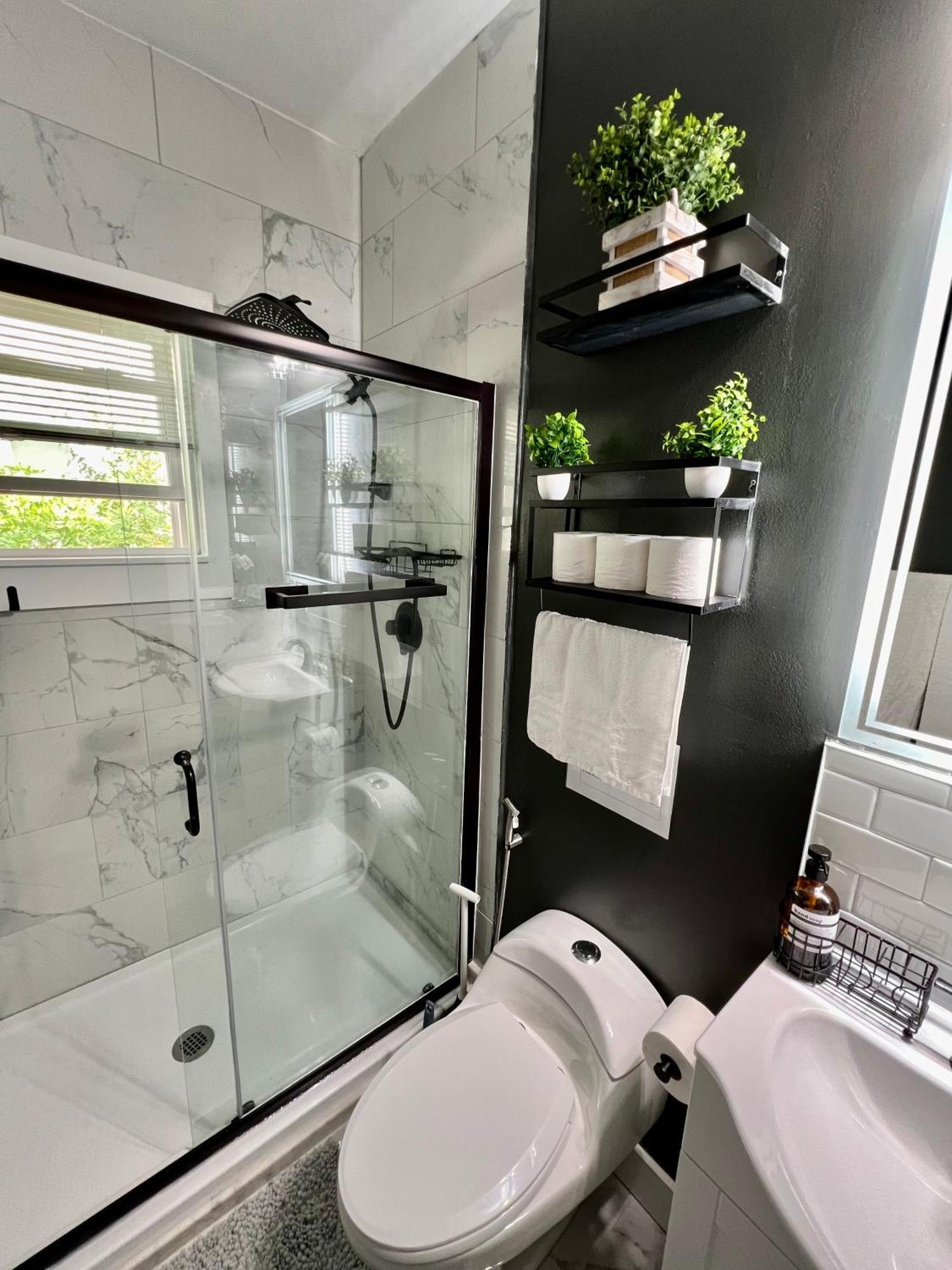 Charming 2Br 2Ba 10 Min Dt Airport By Lsp Homes AtlantaAtlanta  Kültér fotó