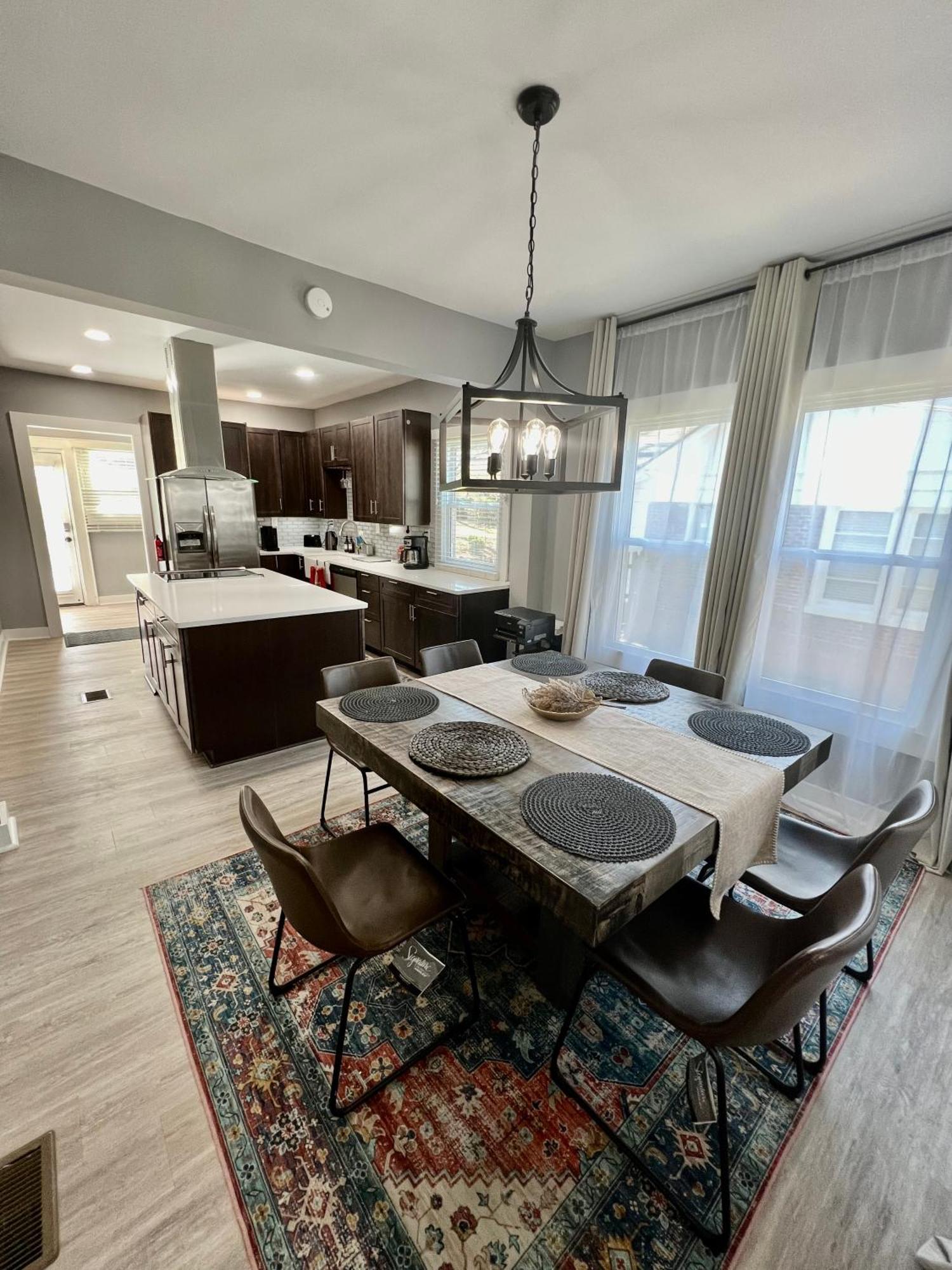 Charming 2Br 2Ba 10 Min Dt Airport By Lsp Homes AtlantaAtlanta  Kültér fotó